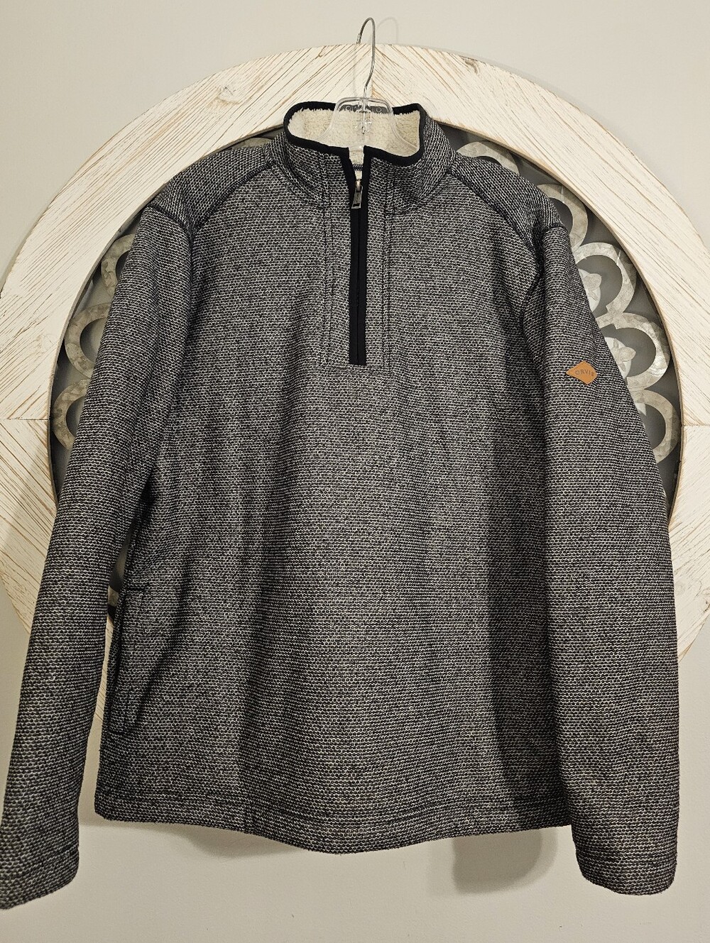 Orvis Men’s Gray Half-Zip Sweater